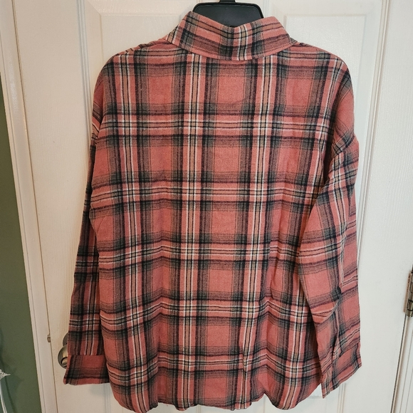 Fantaslook large button down medium - Picture 3 of 3